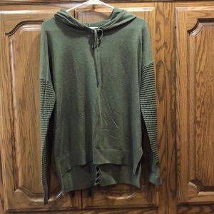 Cut out, open sleeve, hoodie